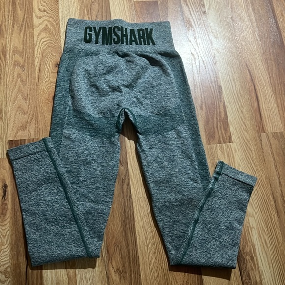 Gymshark- Stretchy Leggings - Picture 3 of 3